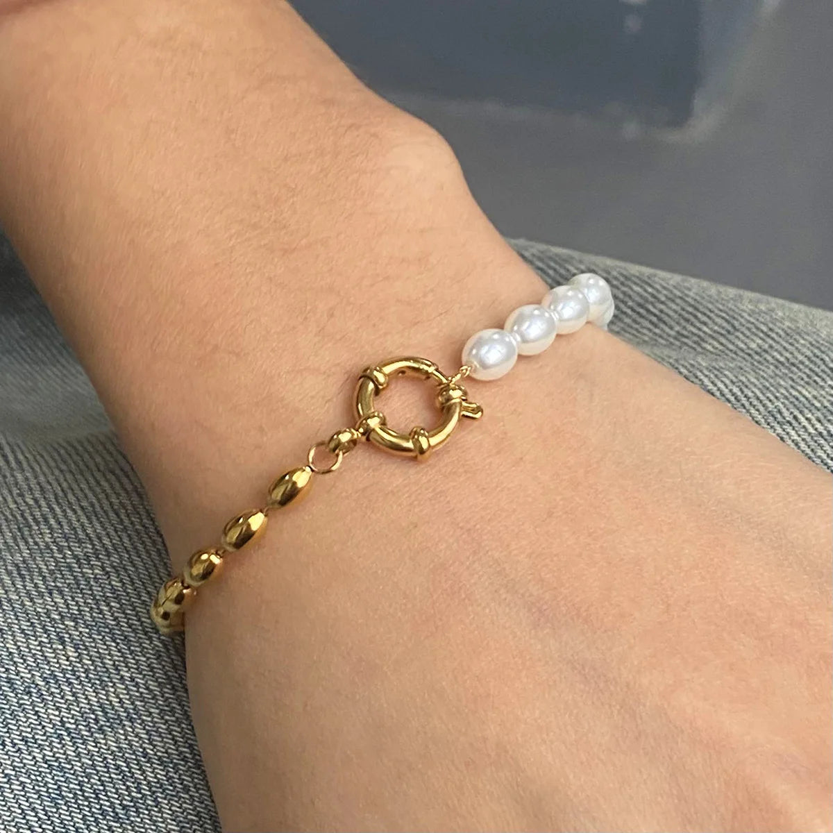 Cool Wholesale 18K Gold Plated Stainless Steel Dainty Bead Pearl High End Luxury Personalized Bracelet for Women