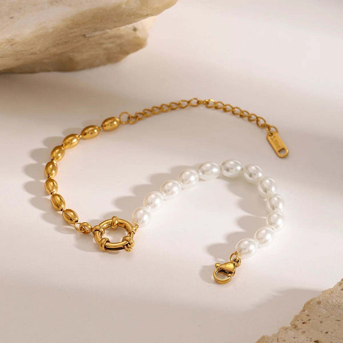 Cool Wholesale 18K Gold Plated Stainless Steel Dainty Bead Pearl High End Luxury Personalized Bracelet for Women